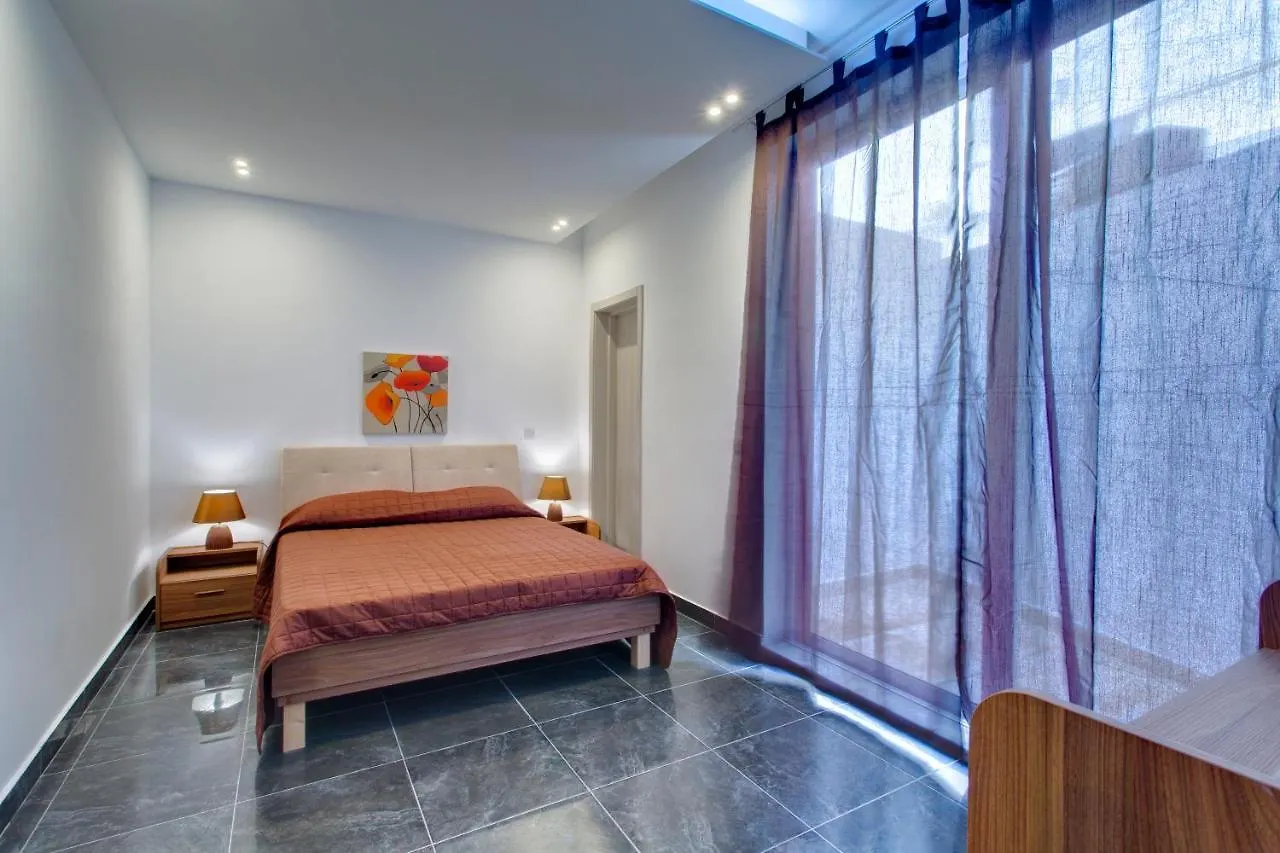 Chalet Apartments Sliema