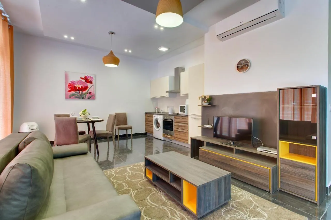 Chalet Apartments Sliema